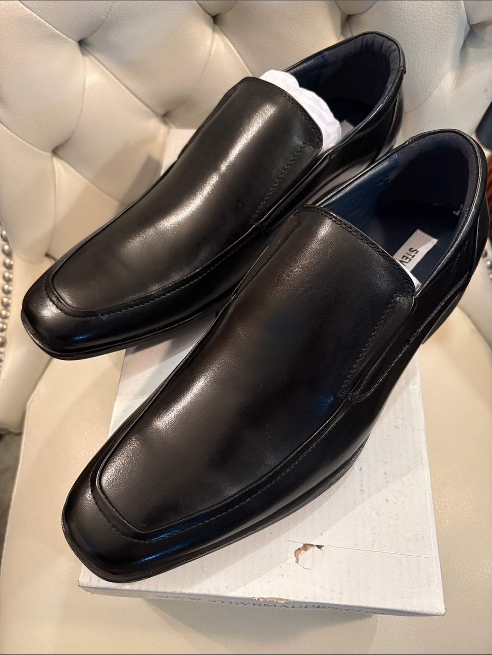 Steve Madden Black Leather Slip-On Loafers